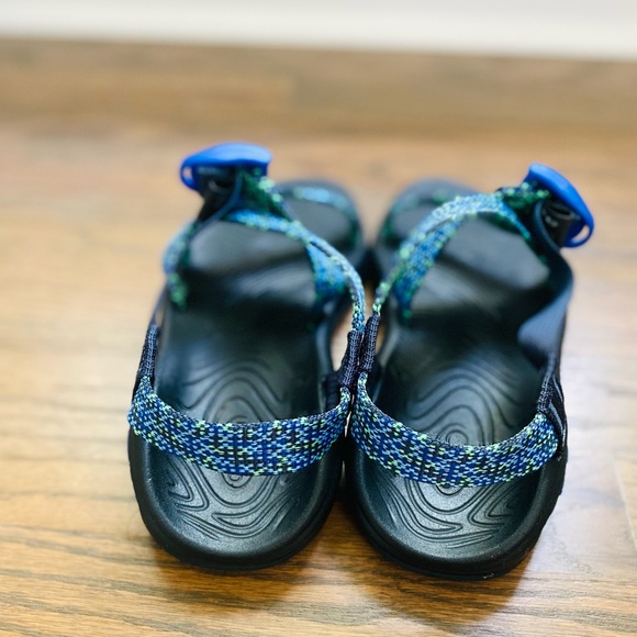 Chacos Women's Z/Volv size 6 COLOR : SCALED ROYAL - Picture 4 of 9